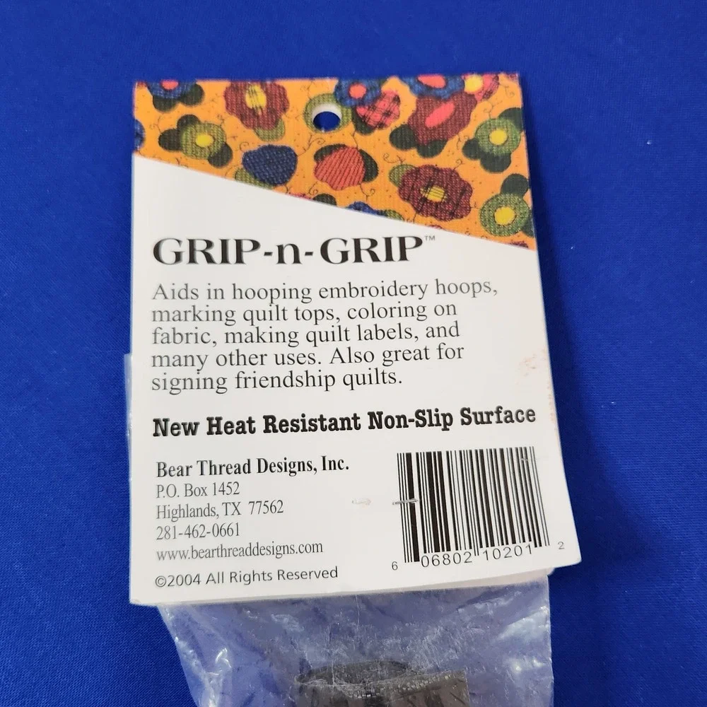 Bear Thread Designs Grip-n-Grip Non-Slip Heat Resistant Quilting Mat 12.5x17 NEW